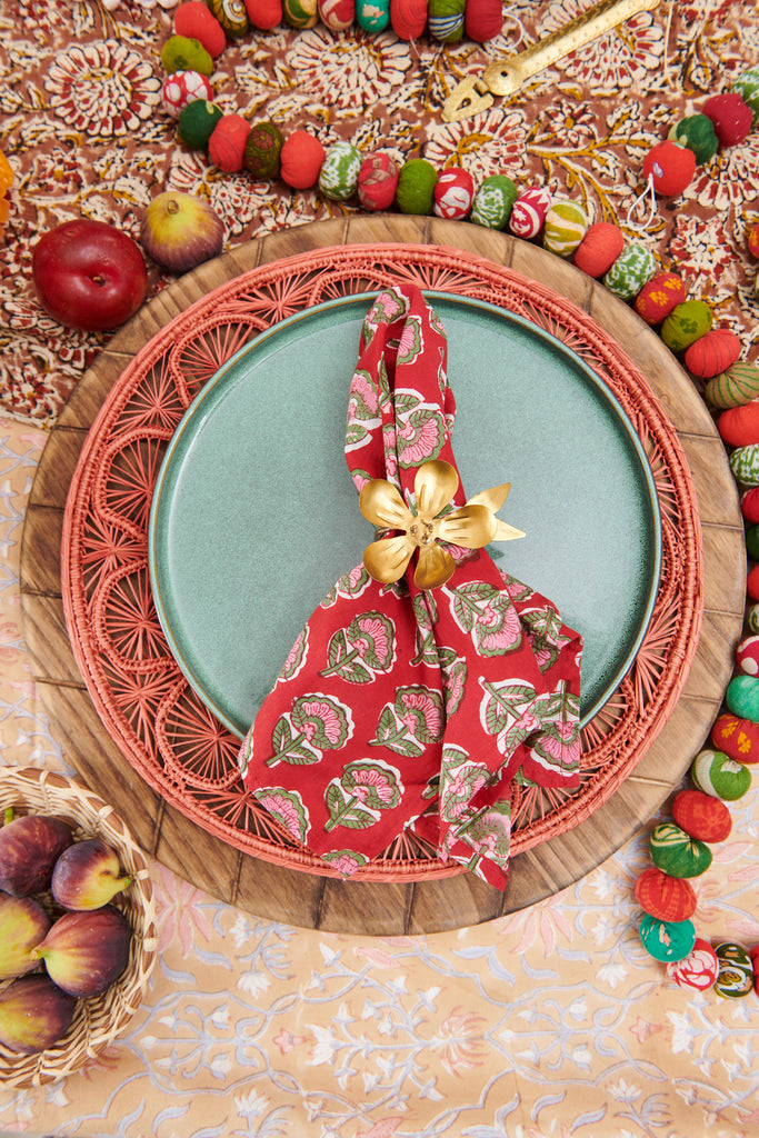 A Bohemian Holiday Table