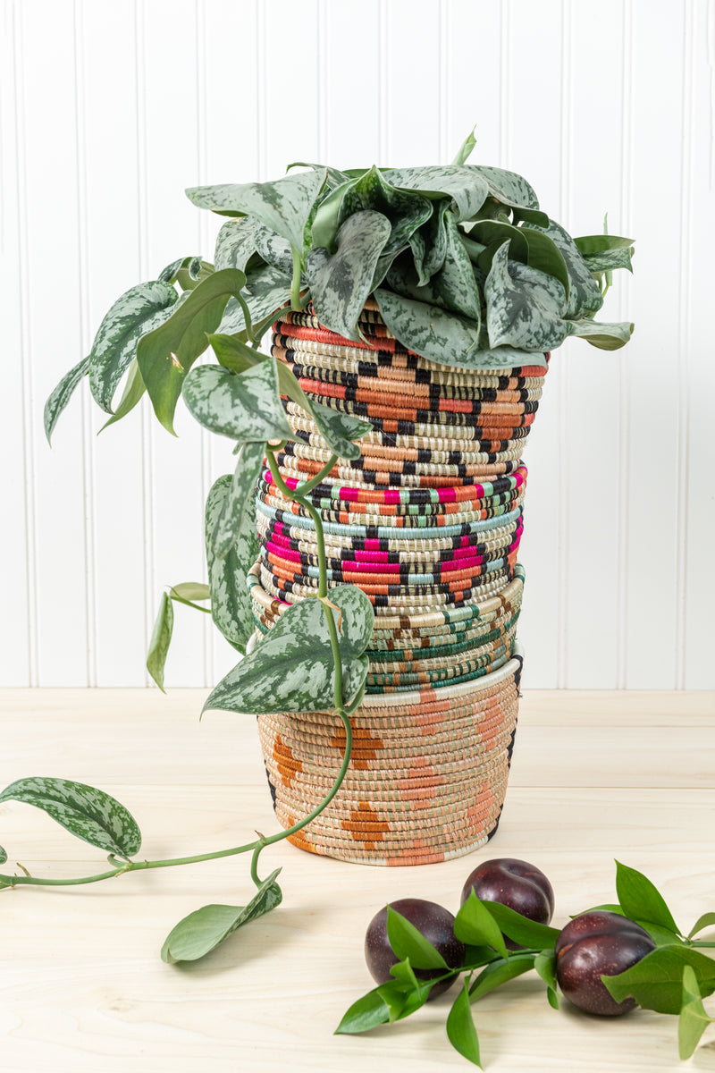 Handwoven Planter Basket Peach